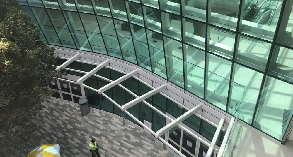 Aluminium Curtain Wall vs Structural Glazing Comparison Guide