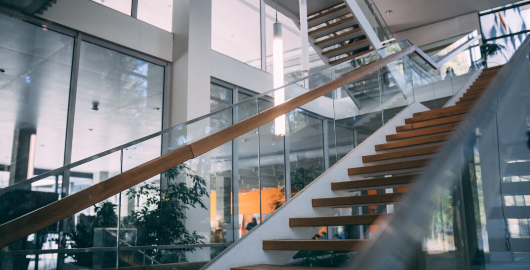Glass Staircase Railings Dubai Design Ideas & Prices